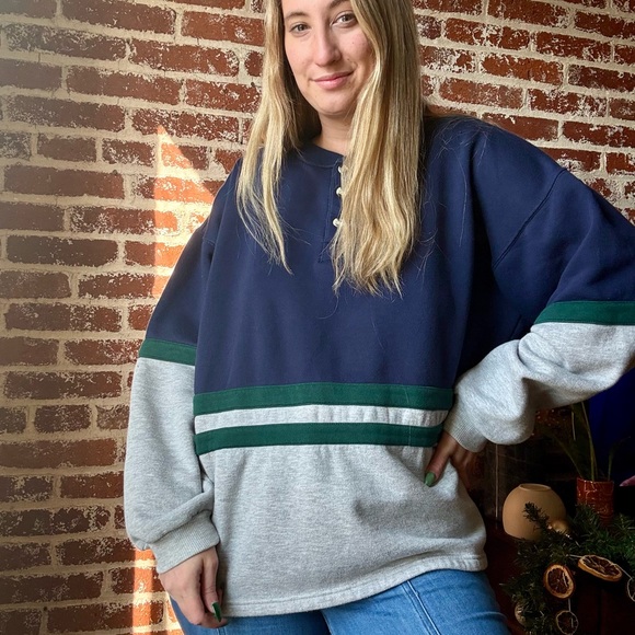 90s Colorblock Henley Sweatshirt - Picture 4 of 7